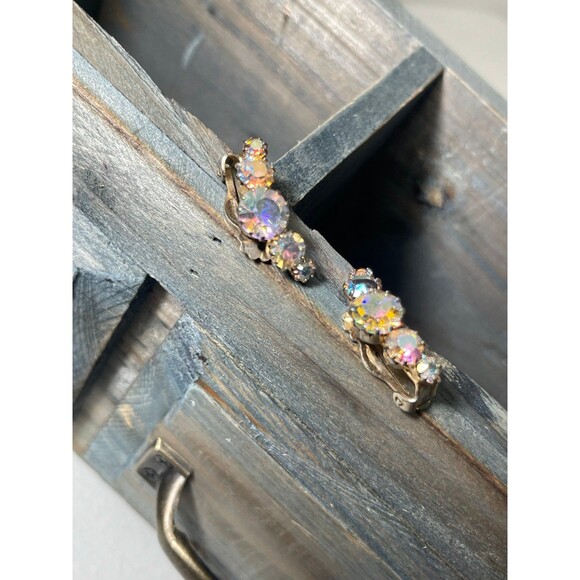 Vintage Earrings - Picture 5 of 6